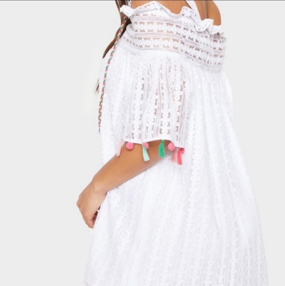 NWT White Dress Pretty Little Thing - Picture 3 of 5